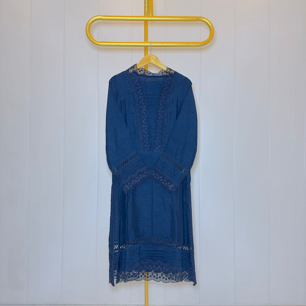 Navy Blue Embroidered Relaxed fit
